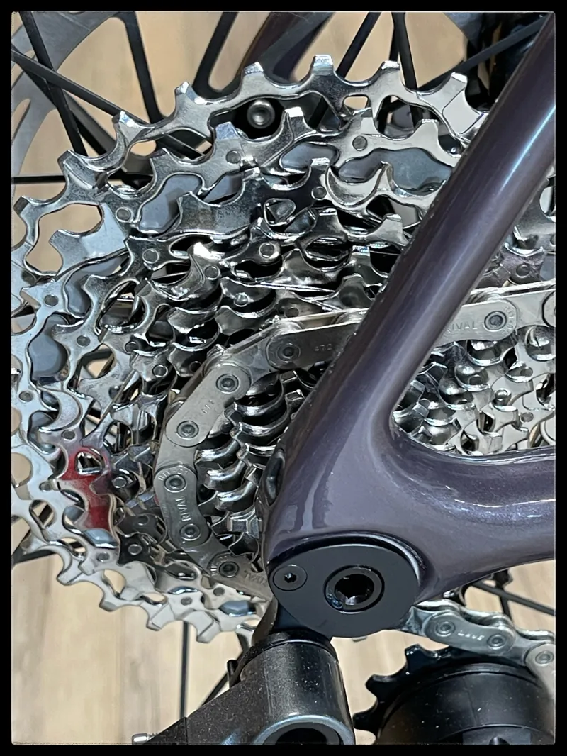 Giant TCR ADVANCED PRO DISC 1 AR Gloss Charcoal Plum 2023-6